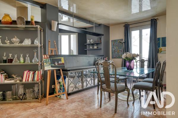 Maison à vendre 6 pièces 155 m² Suresnes