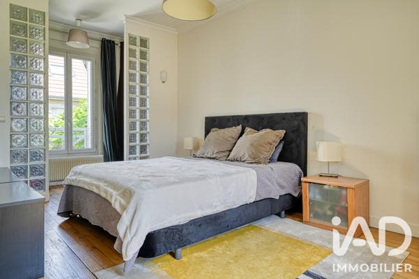 Maison à vendre 6 pièces 155 m² Suresnes