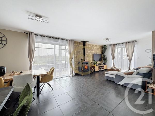 Maison à vendre  6 pièces - 112,21 m2 LYOFFANS - 70