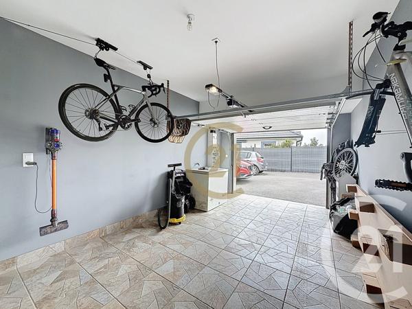 Maison à vendre  6 pièces - 112,21 m2 LYOFFANS - 70