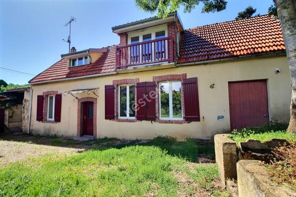 Maison ancienne de 3 chambres avec grande dépendance proche EPERNON