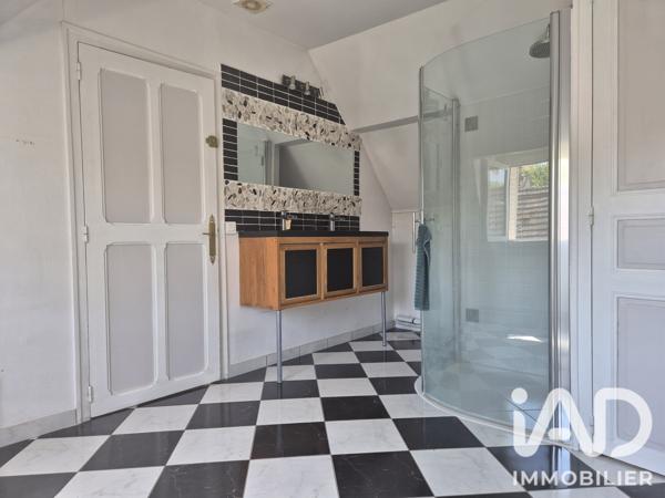 Maison à vendre 7 pièces 201 m² Champigny