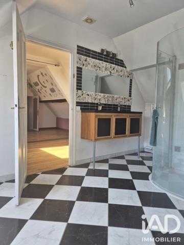 Maison à vendre 7 pièces 201 m² Champigny