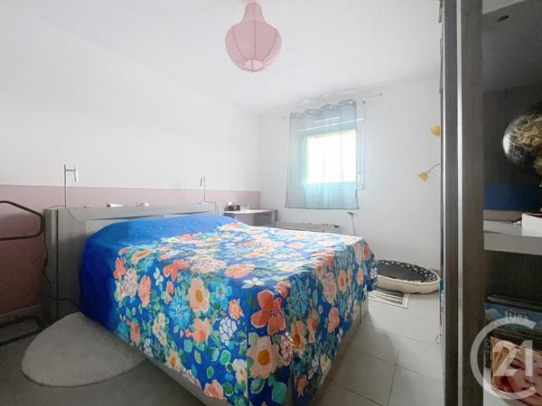 Appartement F3 à vendre  3 pièces - 58,11 m2 ROQUEBRUNE SUR ARGENS - 83