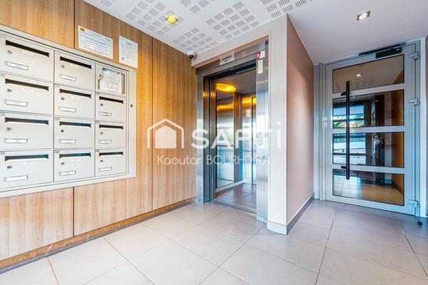 Appartement T3 avec terrasse et garage – Port Marianne / Proche mairie