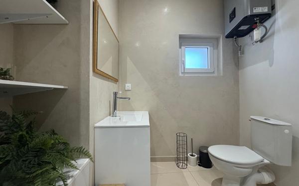 Appartement à vendre    2 pièces • 42,90 m2 L'Isle-sur-la-Sorgue