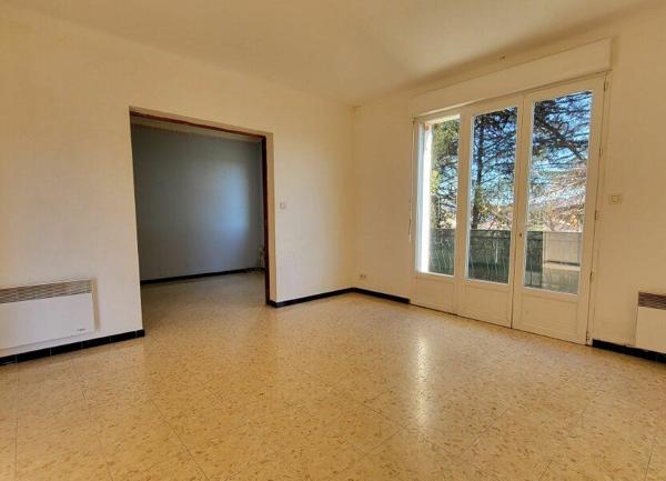 Immeuble à vendre    10 pièces •  Joyeuse