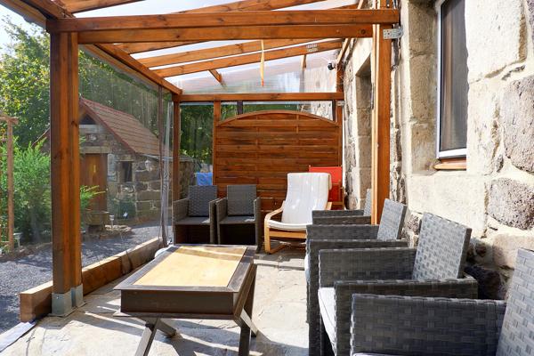 Ancienne ferme ardéchoise rénovée avec vue - 284 m²
