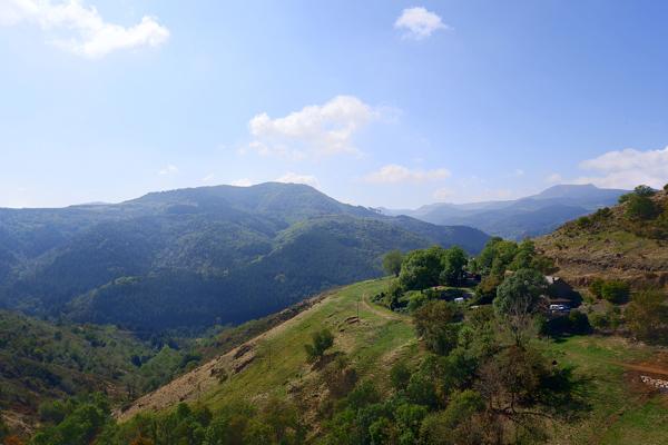 Ancienne ferme ardéchoise rénovée avec vue - 284 m²