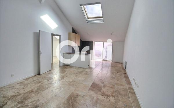 Appartement à vendre    3 pièces • 67 m2 Marseille 15