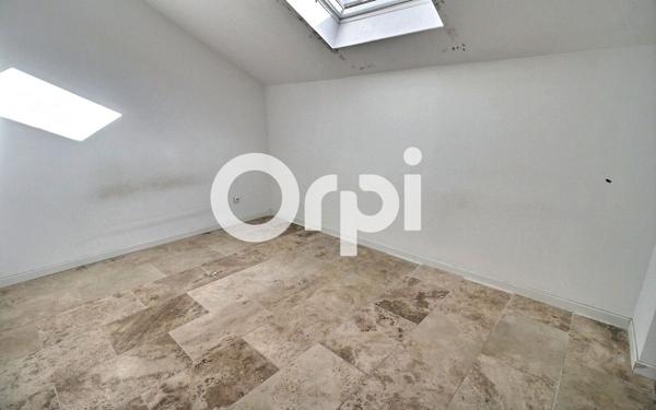 Appartement à vendre    3 pièces • 67 m2 Marseille 15