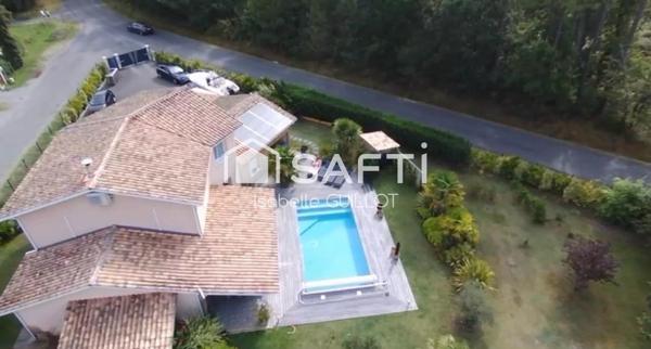 Maison 5 pièces 188m2