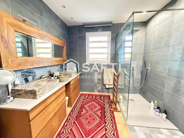 Maison 5 pièces 188m2