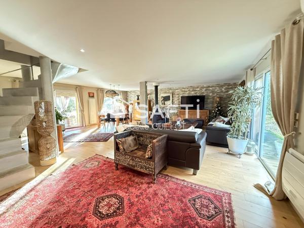 Maison 5 pièces 188m2