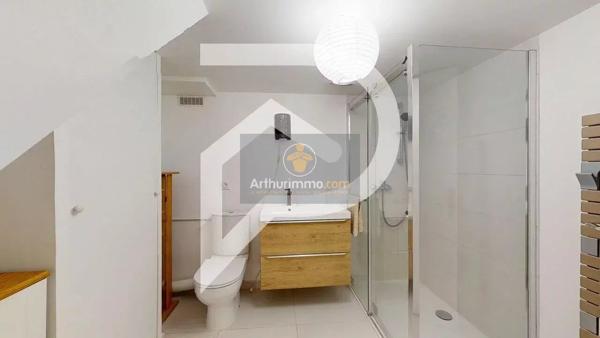 Vente                                                      Maison
                        
                     6 pièces                      159 m2                     à L'Étang-la-Ville