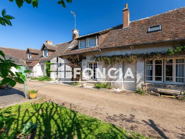 À vendre Maison 5 pièces 200 m² - Villebarou 41000