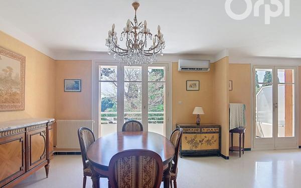 Appartement à vendre    4 pièces • 84 m2 Toulon