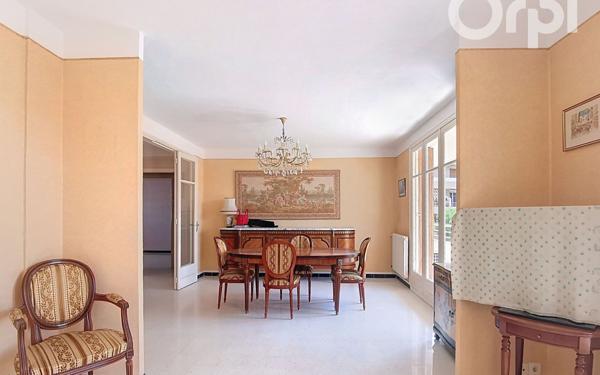 Appartement à vendre    4 pièces • 84 m2 Toulon
