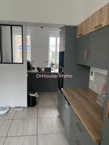 Maison à vendre 8 pièces de 233 m²