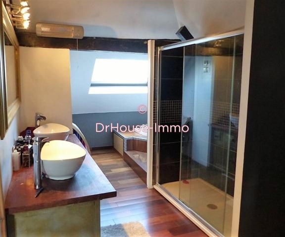 Maison à vendre 8 pièces de 233 m²