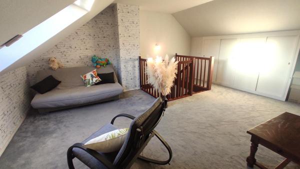 Maison Combs La Ville 6 pièces 114 m2 (carrez) - 147m² au sol