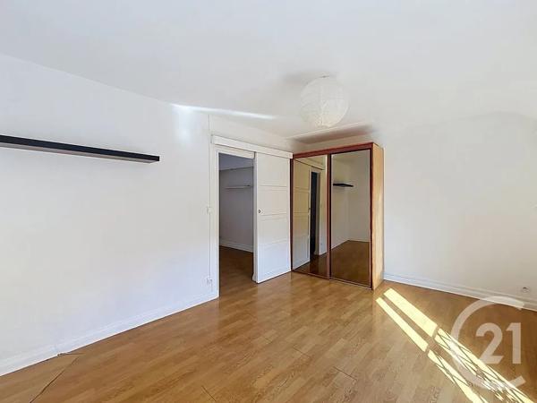 Appartement F2 à vendre  2 pièces - 42 m 2   CORBEIL ESSONNES  - 91