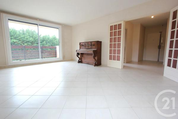 Appartement F4 à vendre  4 pièces - 86,14 m 2   ST MICHEL SUR ORGE  - 91