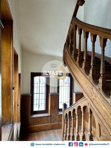 Chalon-sur-Saône (71100) Propriété 1200 m² | 13 000 m² de terrain