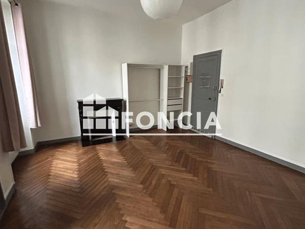 Location Studio 26.92 m² - 20 RUE HOCHE Angers 49100