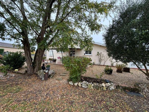 Maison à vendre à Le Pian-Médoc en Gironde (33290), ref : 032/1673 Feydieu