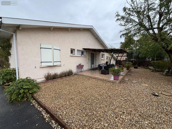 Maison à vendre à Le Pian-Médoc en Gironde (33290), ref : 032/1673 Feydieu