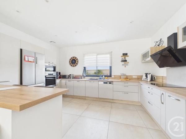 Maison à vendre  5 pièces - 160 m 2   CHARTRES  - 28