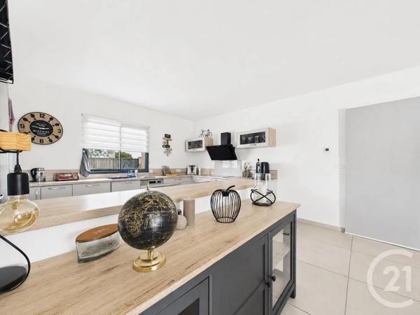 Maison à vendre  5 pièces - 160 m 2   CHARTRES  - 28