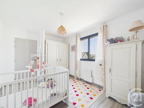 Maison à vendre  5 pièces - 160 m 2   CHARTRES  - 28