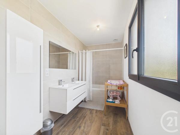 Maison à vendre  5 pièces - 160 m 2   CHARTRES  - 28