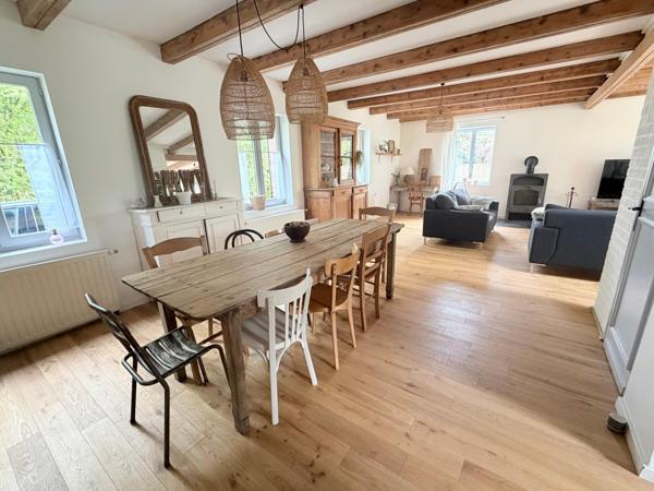 Maison à Wervicq-Sud, 59117 - 7 pièces 238m²