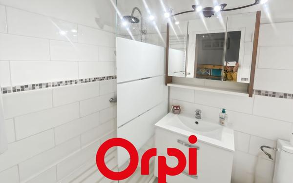 Appartement à vendre    2 pièces •  Bandol