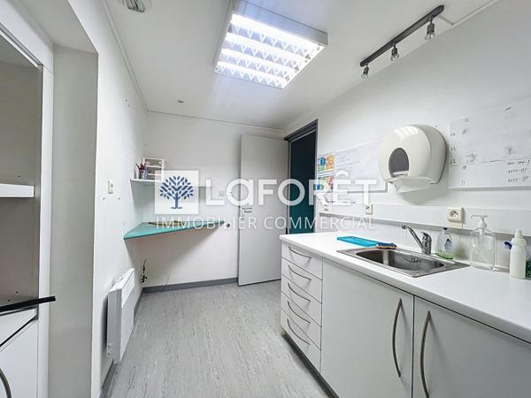 Location bureau Bressuire - 86 m² - 1 000 €/mois