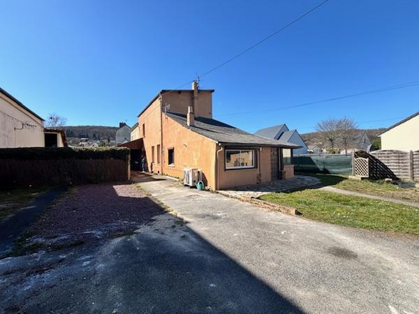 Caudebec-lès-Elbeuf (76320) Maison T4 113m2 avec garage et jardin