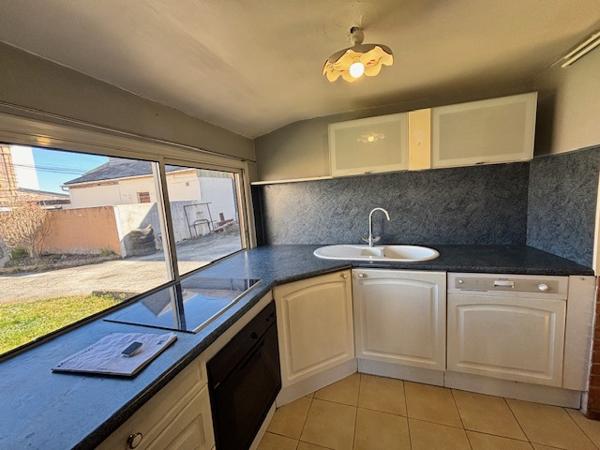 Caudebec-lès-Elbeuf (76320) Maison T4 113m2 avec garage et jardin