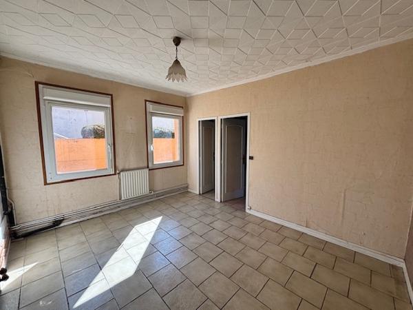Caudebec-lès-Elbeuf (76320) Maison T4 113m2 avec garage et jardin