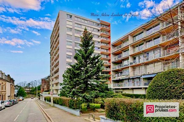 À VENDRE SAINT VINCENT GRAND STUDIO - ASCENSEUR - PARKING - CAVE
