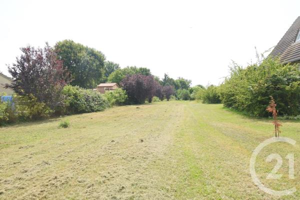 Terrain à vendre  2351 m2 VENDAT - 03