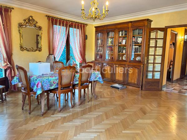 Vente Maison147 m² - 9 Pièces - RODEZ (12000)