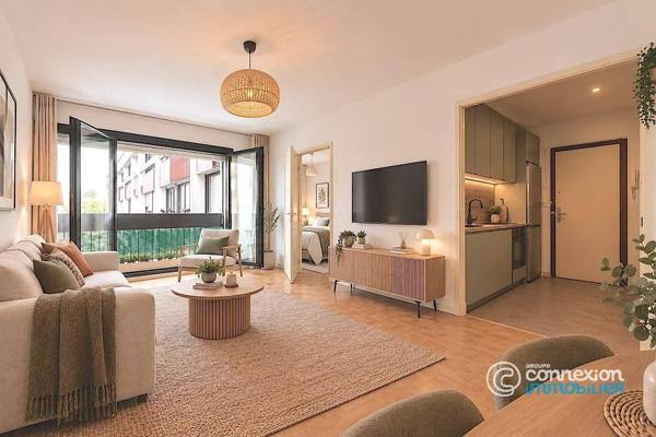 APPARTEMENT ETAGE ELEVE - LUMINEUX - BALCON - DPE D