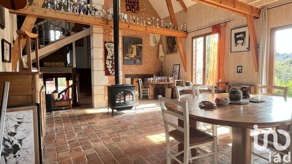 Maison 5 pièces de 218 m² à Lussault-sur-Loire (37400)