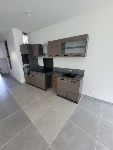 EN EXCLUSIVITE SUR LA COMMUNE DE PONT STE MAXENCE