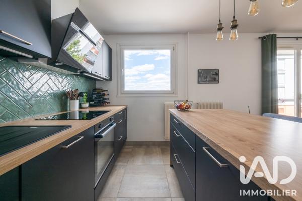 Appartement à vendre 3 pièces 74,24 m² Fontaine-lès-Dijon