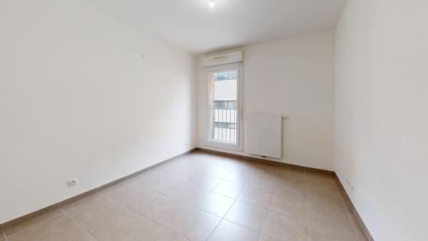 Avignon (84000) F3 - PARKING et TERRASSE