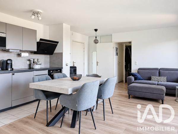 Appartement à vendre 3 pièces 58 m² Saint-Cyr-l'École